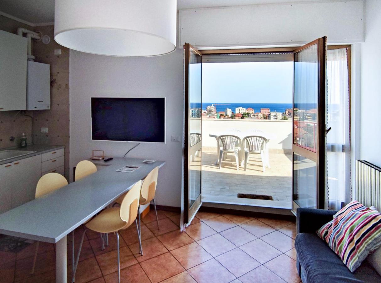Apartament Bella Vista - By Ligooria Pietra Ligure Zewnętrze zdjęcie