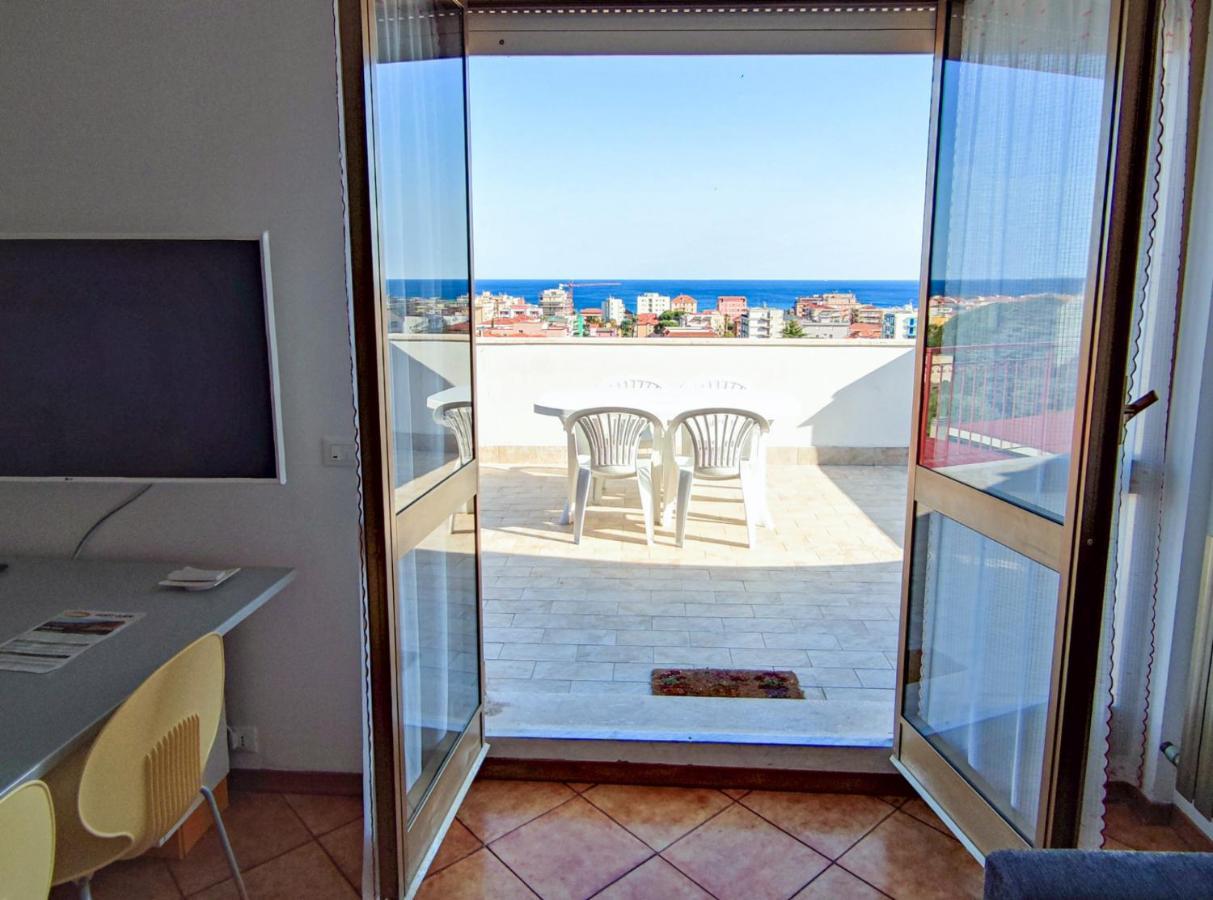 Apartament Bella Vista - By Ligooria Pietra Ligure Zewnętrze zdjęcie