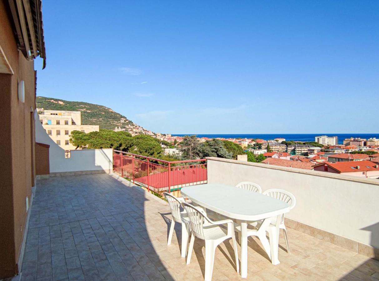 Apartament Bella Vista - By Ligooria Pietra Ligure Zewnętrze zdjęcie