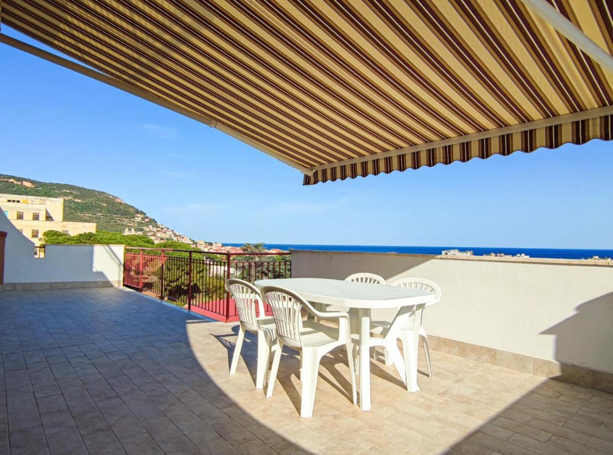 Apartament Bella Vista - By Ligooria Pietra Ligure Zewnętrze zdjęcie